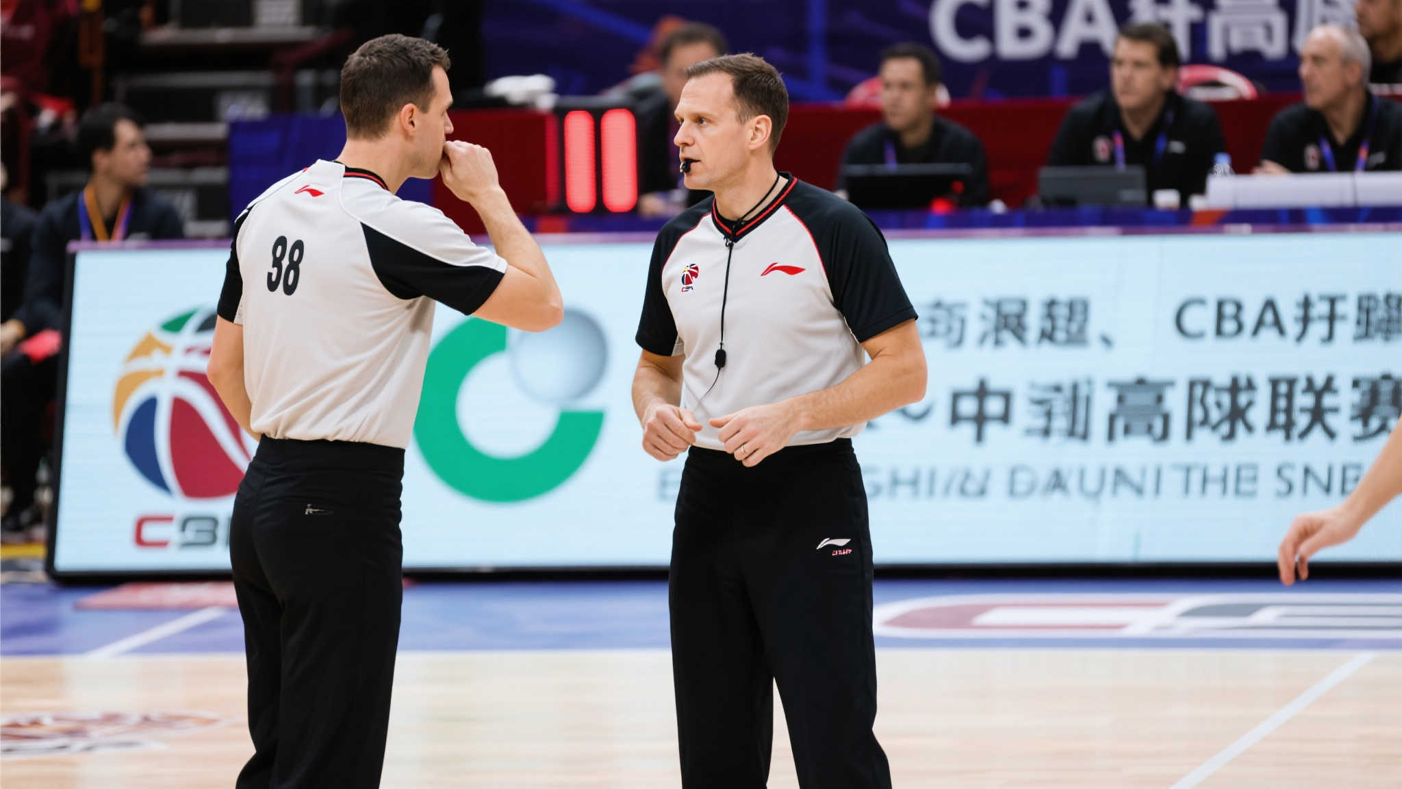 队的三位新 队的三位新